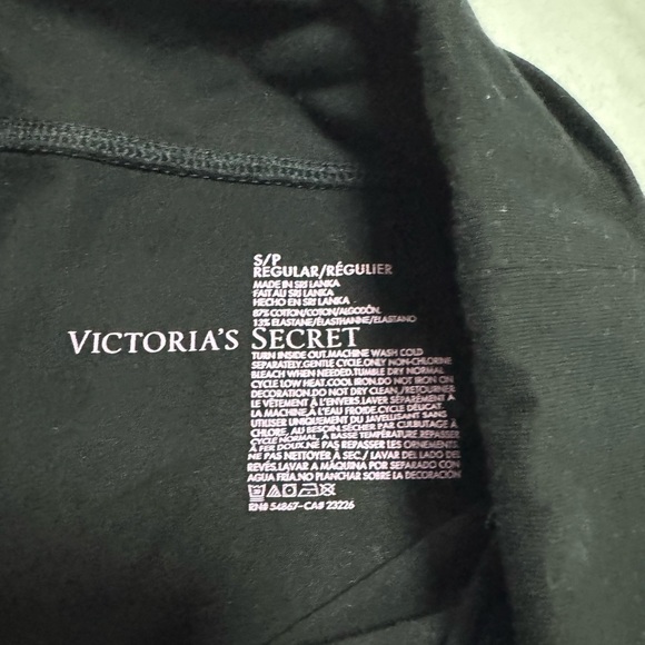 Victoria's Secret Black Leggings and Pink Sport Bra - Picture 4 of 11
